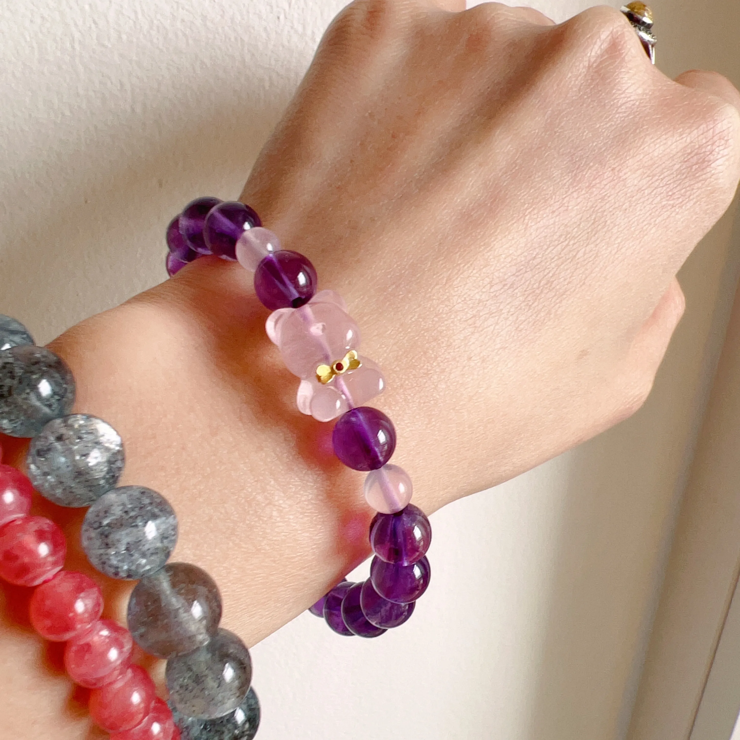 8mm Natural Amethyst Healing Crystal Bracelet with Gummy Bear Charm | Custom-made Crown Chakra Jewelry