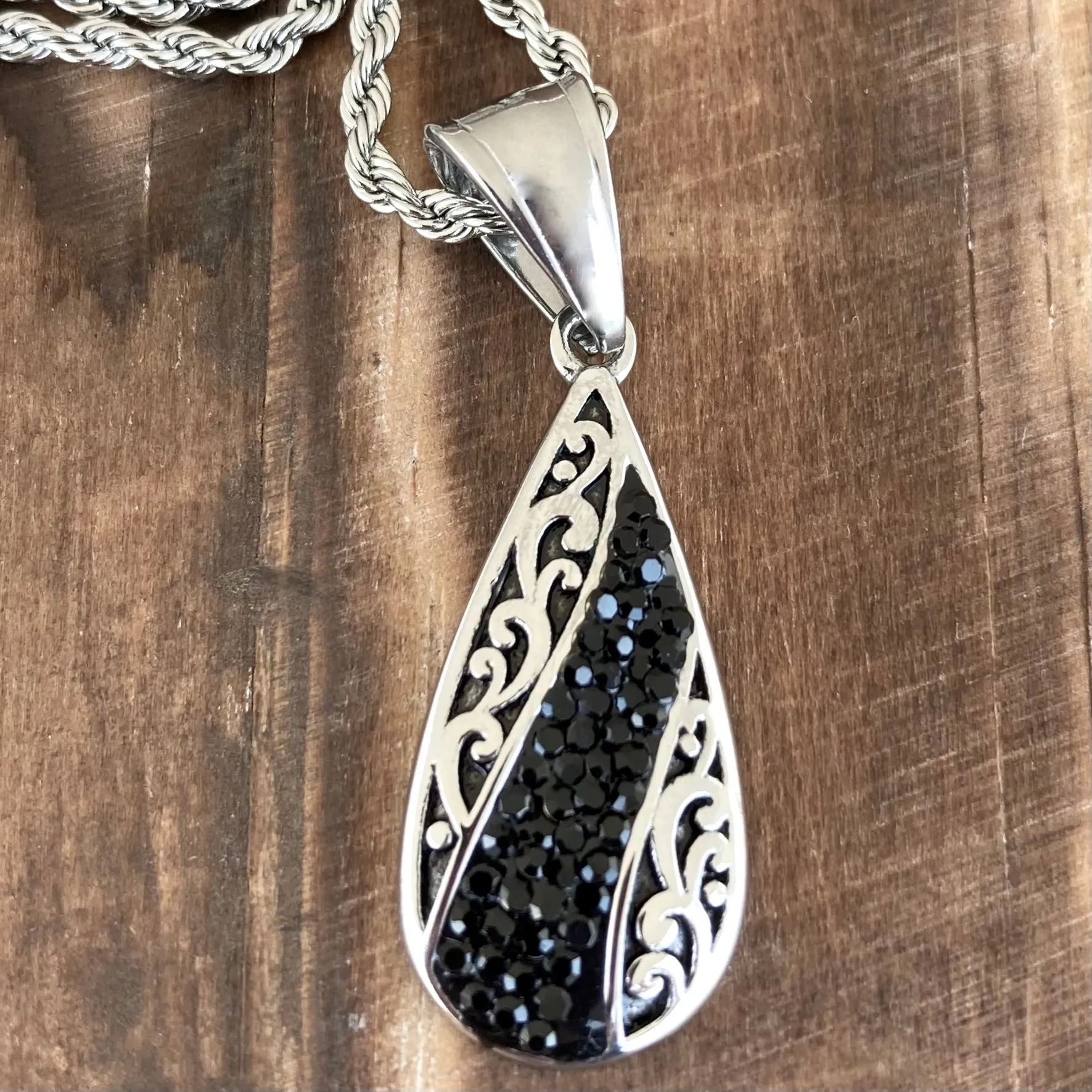 Crystal Teardrop - Black - Mini Pendant - Rope Necklace - AJ04M