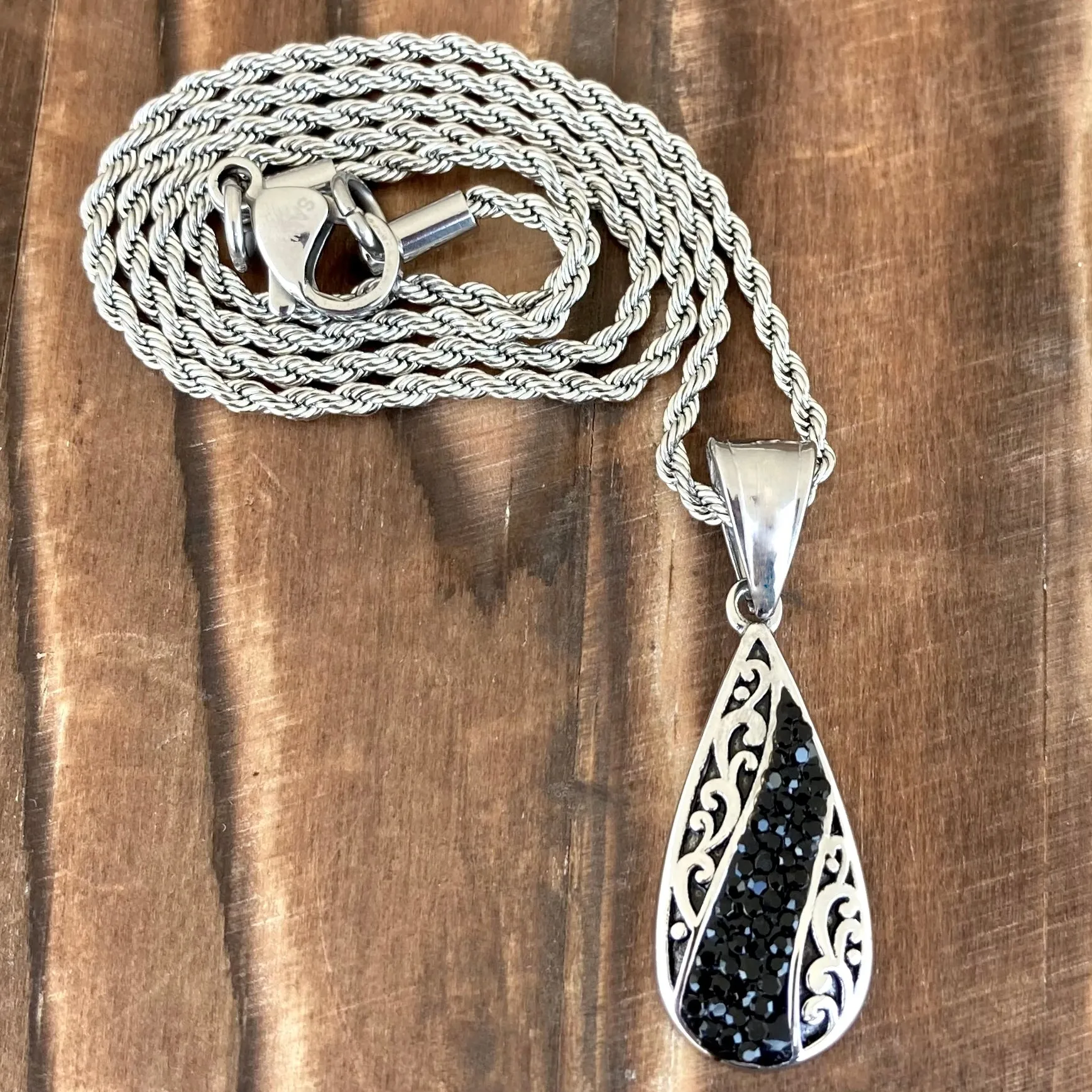 Crystal Teardrop - Black - Mini Pendant - Rope Necklace - AJ04M