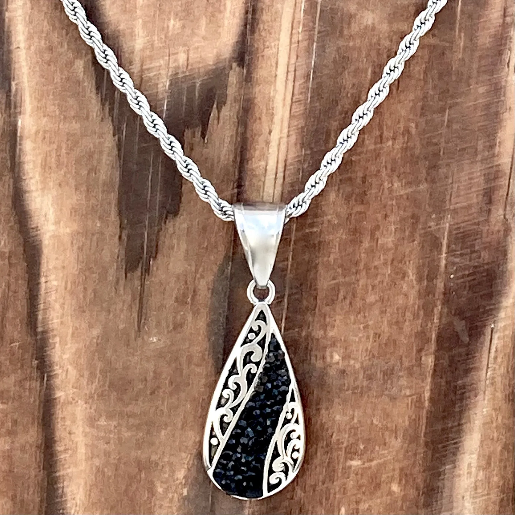 Crystal Teardrop - Black - Mini Pendant - Rope Necklace - AJ04M