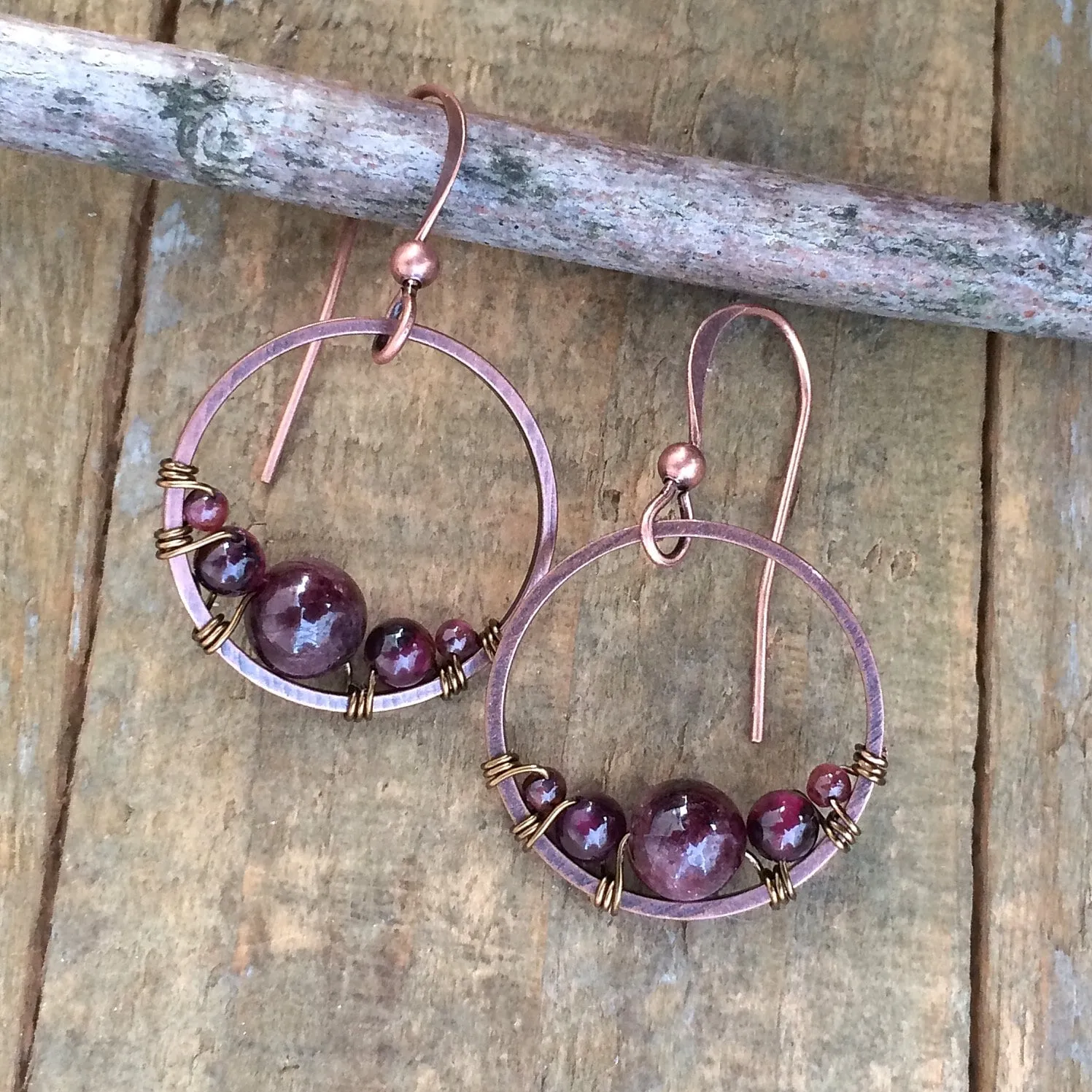 Garnet Earrings, Small Garnet Hoop Earrings, Red Garnet Jewelry, Copper Hoop Earrings, Copper Jewelry, Garnet Jewelry Set