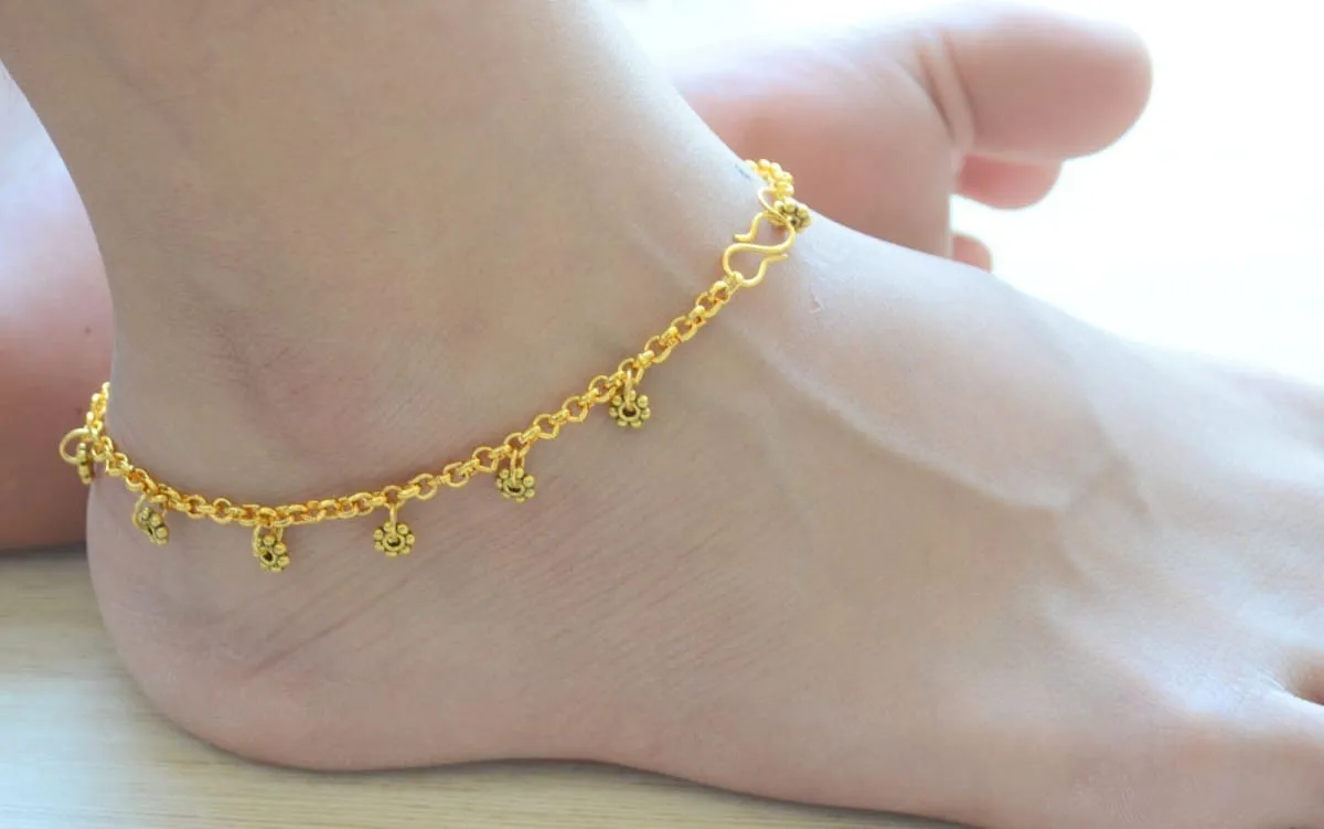 Gift Set of Flower Anklet Bracelet, Indian Payal Pair, Boho Summer Beach Barefoot Jewelry for Women