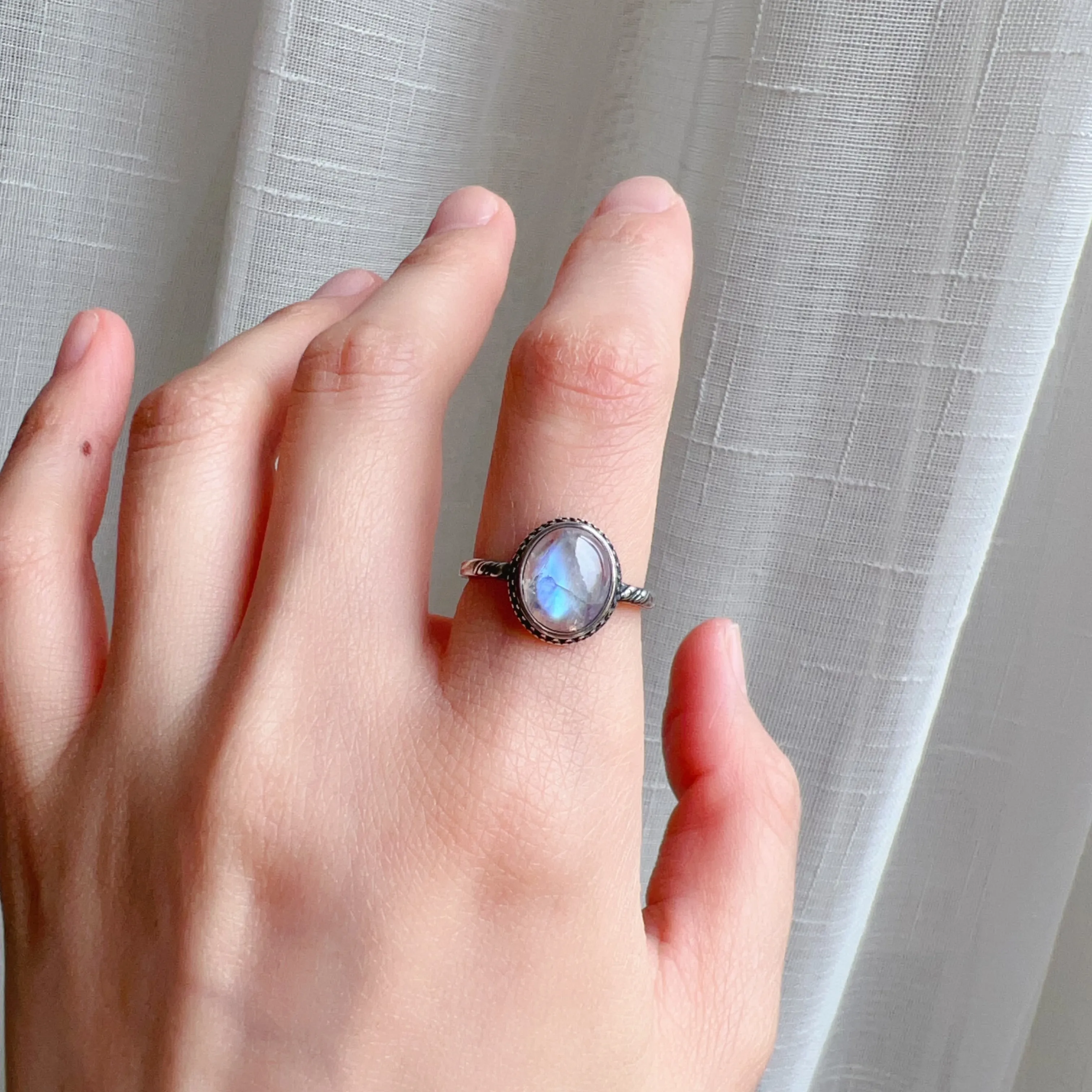 High Quality Blue Moonstone Ring Handmade with 7.7x9.5mm Cabochon 925 Sterling Silver