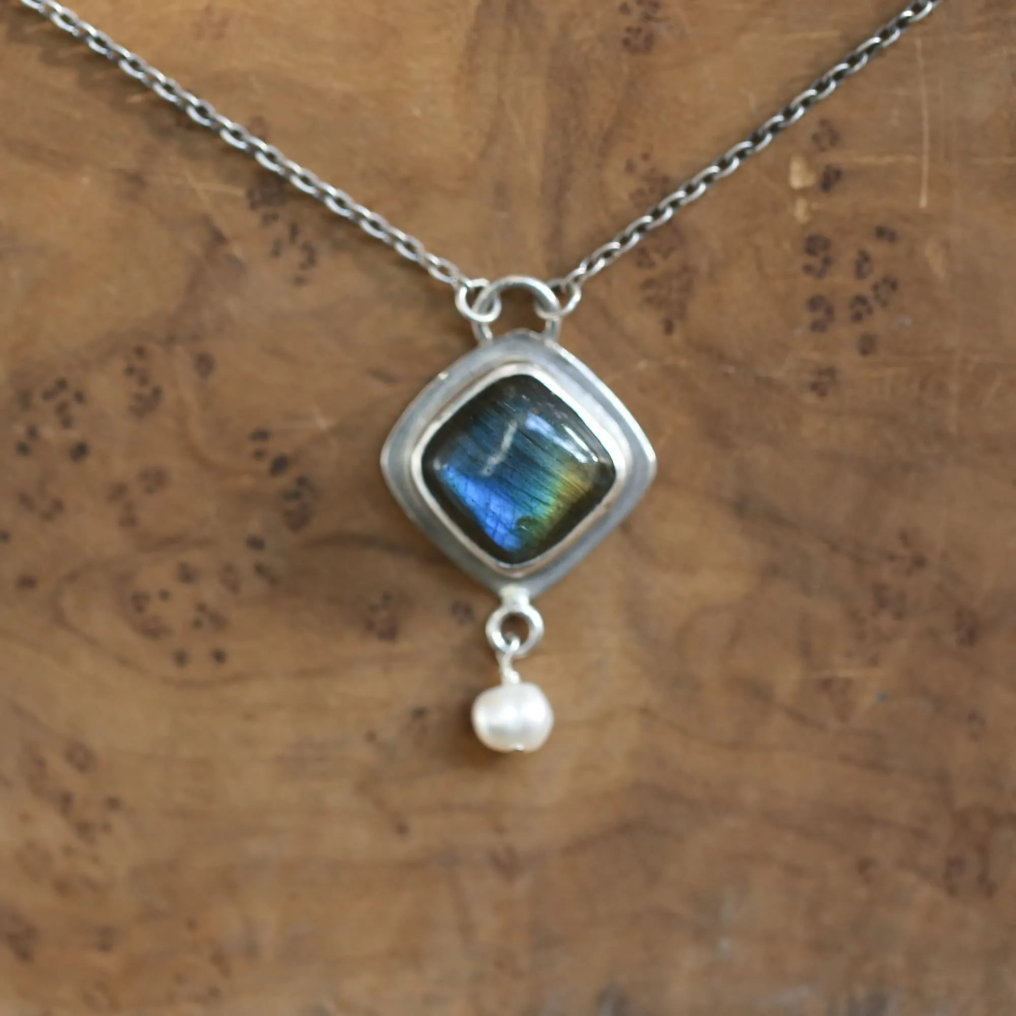 Labradorite Pendant - .925 Sterling Silver - Labradorite Freshwater Pearl Necklace