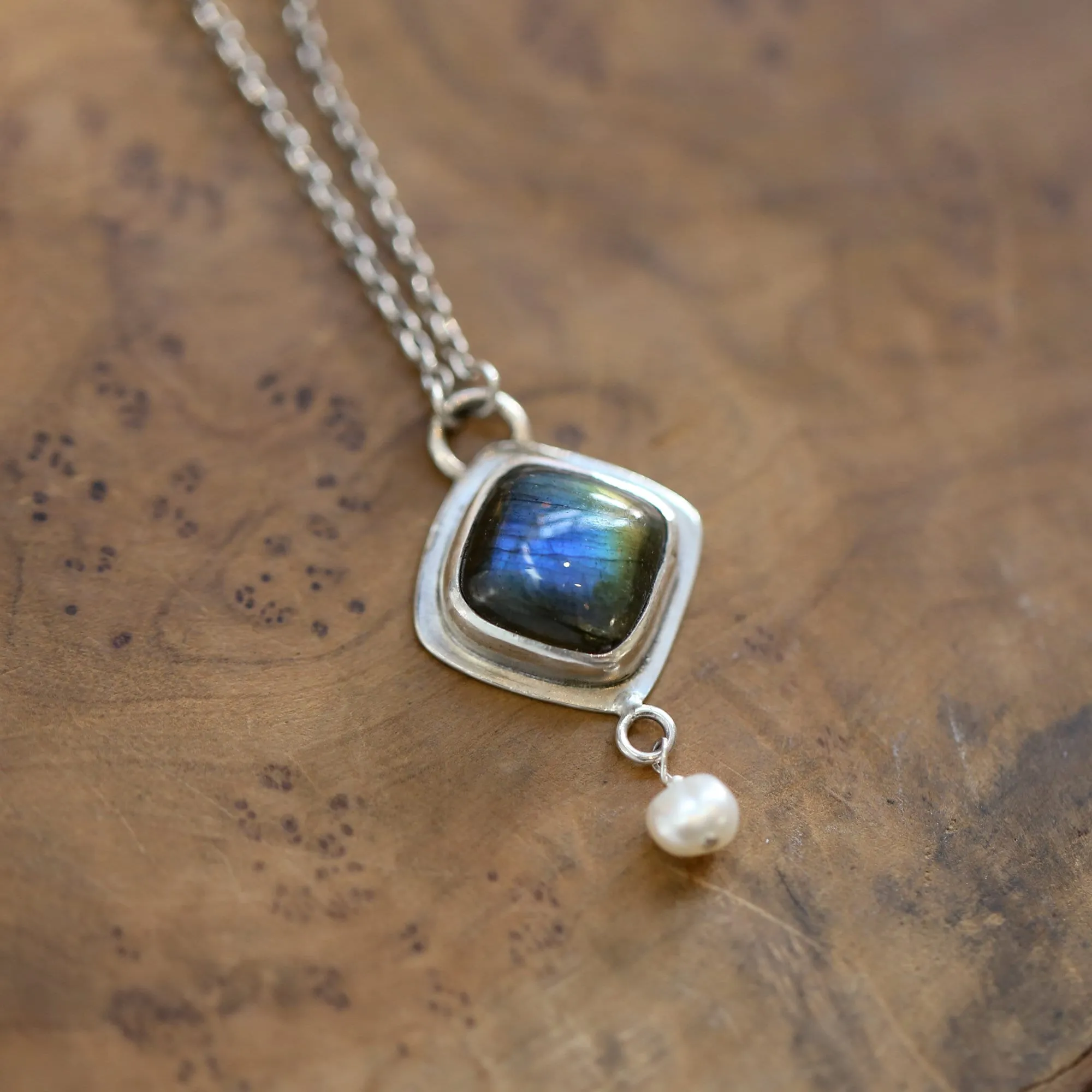 Labradorite Pendant - .925 Sterling Silver - Labradorite Freshwater Pearl Necklace