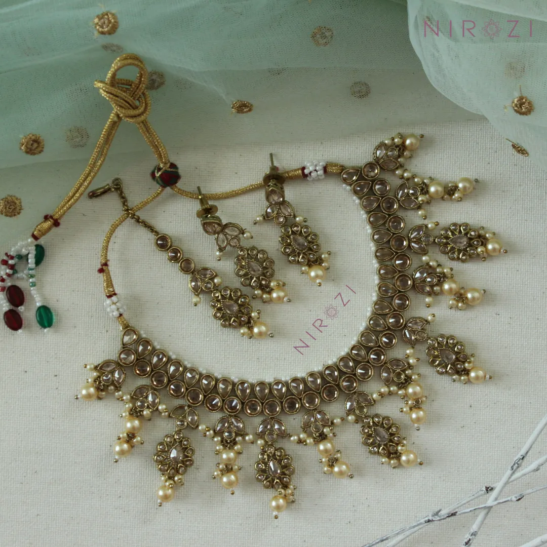 Rupali - Necklace Set