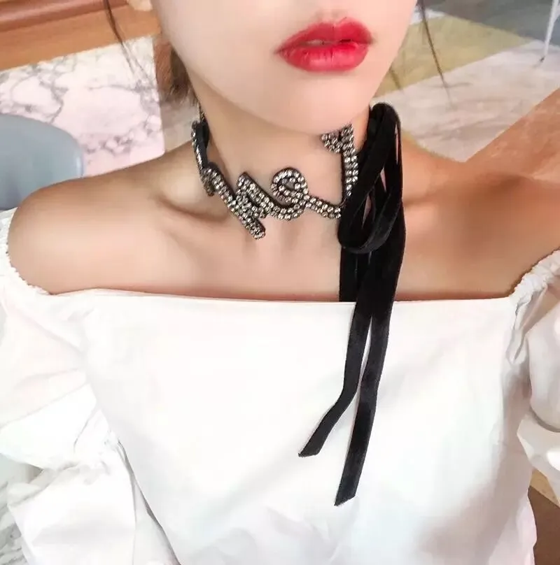 Sonika Crystal Choker