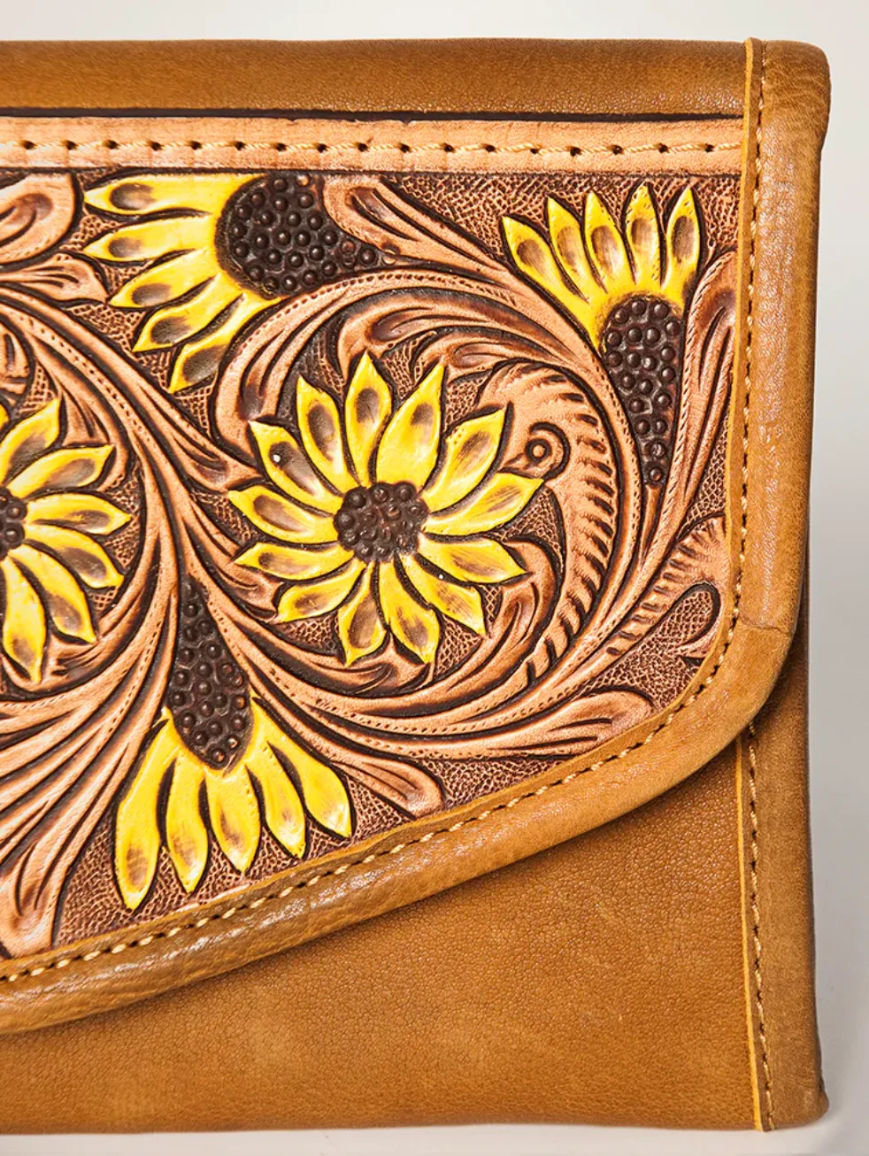 SUNFLOWER TRAVELING CLUTCH