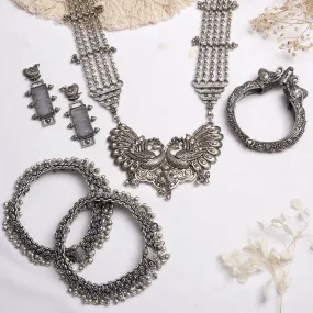 Teejh Vipasa Silver Oxidised Jewelry Gift Set