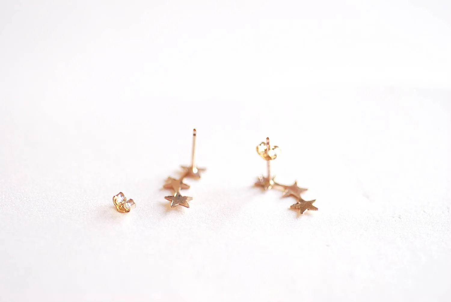 Wholesale Gold Filled Star Ear Climber- Gold Star ear crawlers, ear climber earrings, ear crawler earrings, ear pins, star earrings, ear sweeps, Studs