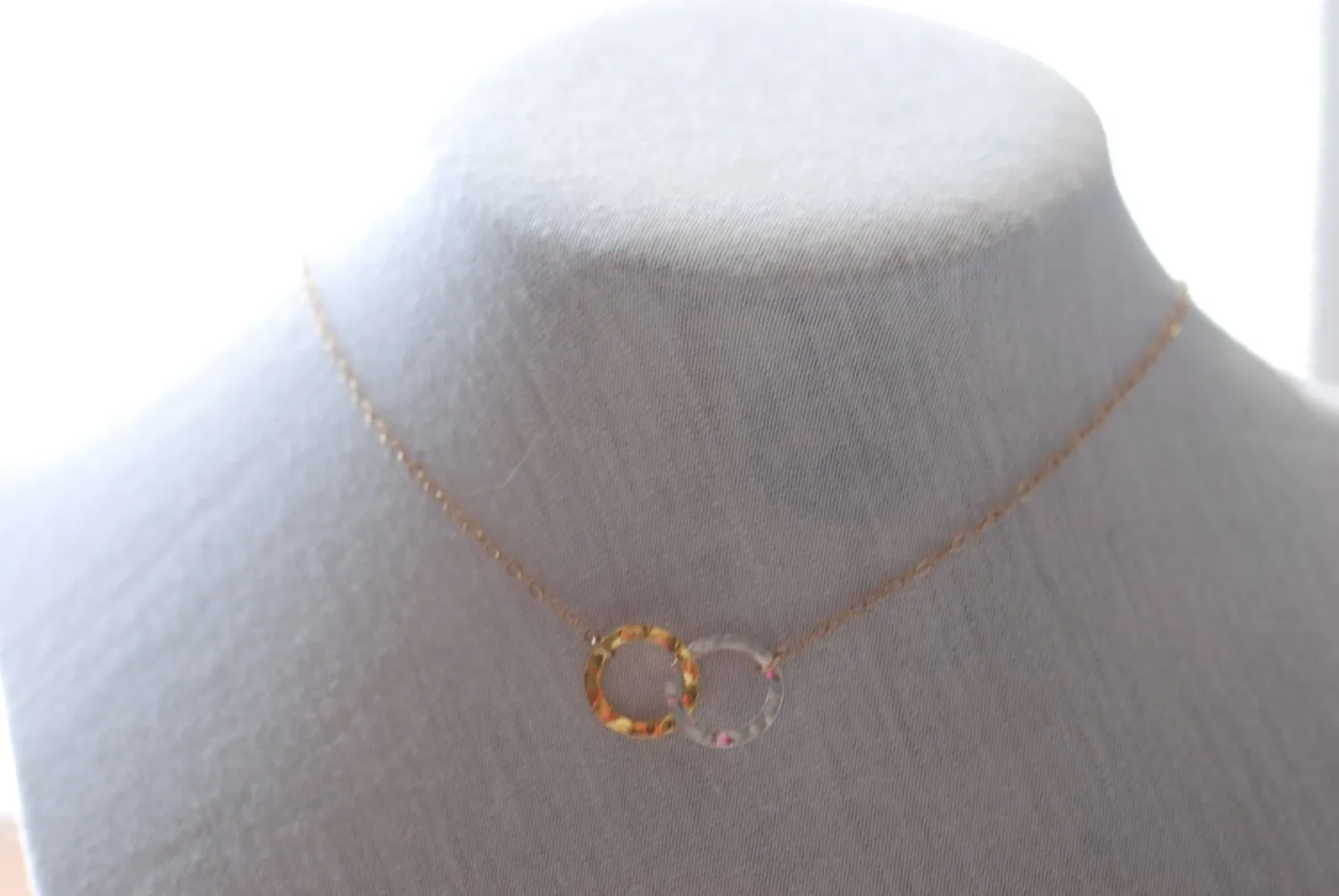 Wholesale Love Knot Necklace, 18k Gold Rings,Gold Silver connected circles Necklace,hammered circle links,Linked Rings Necklace