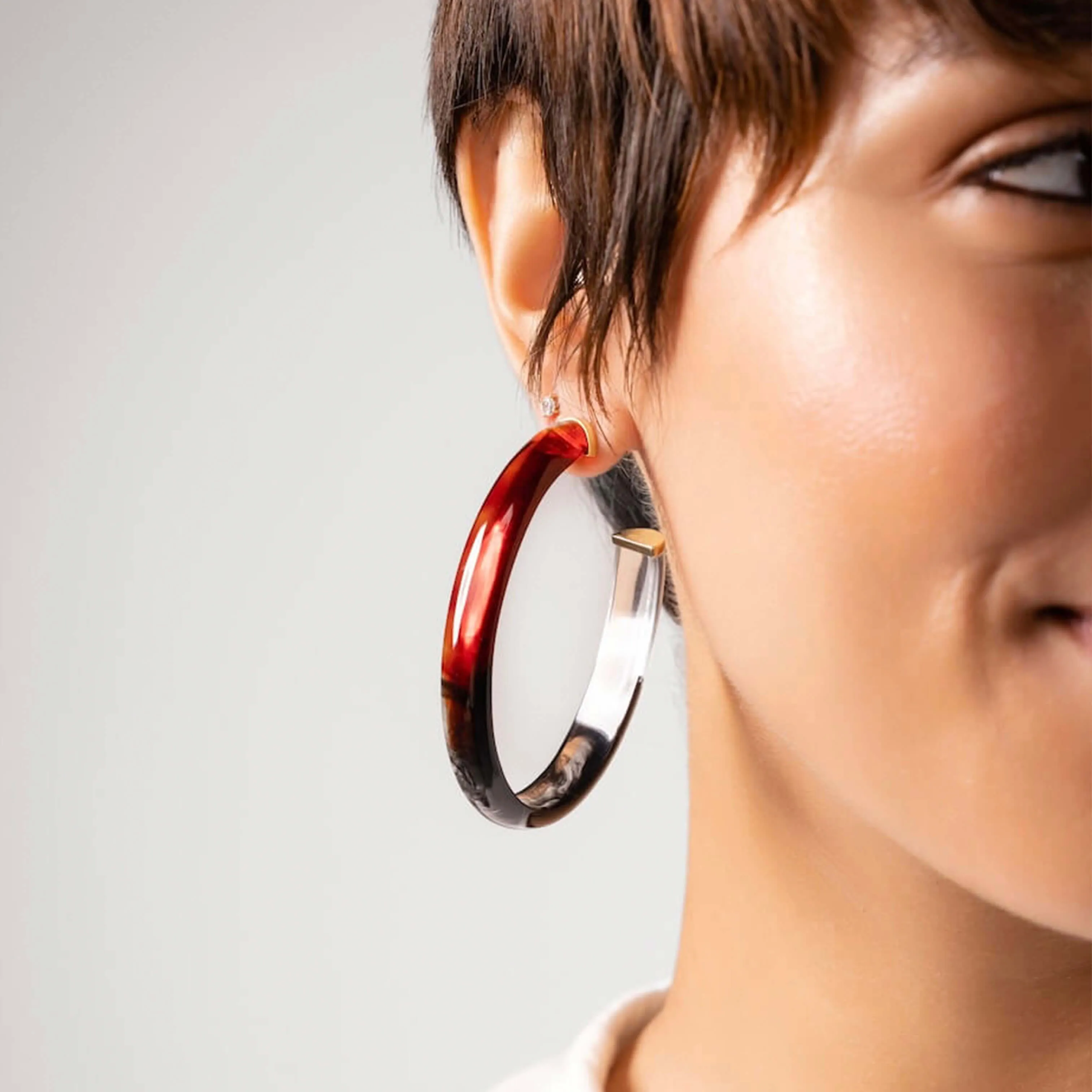 XL Oval Tie Dye Lucite Hoop Earrings in Red & Black